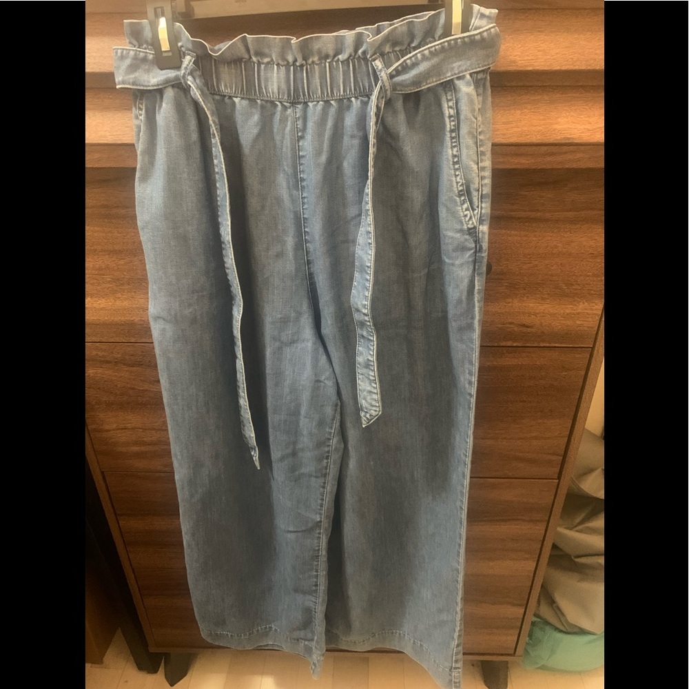 H&M medium denim wash pant w/ paper bag waist sz 6